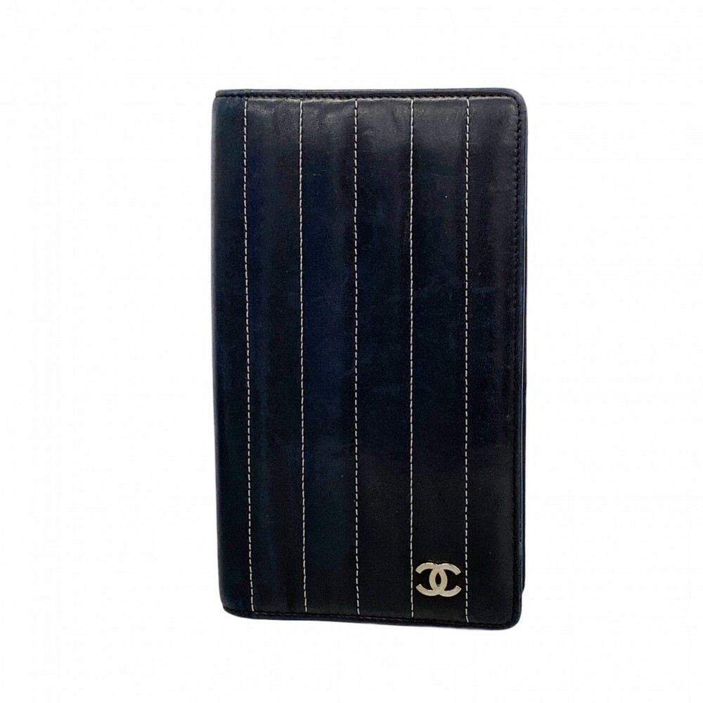 CHANEL Black Lambskin Leather Wallet - Picture 1 of 8